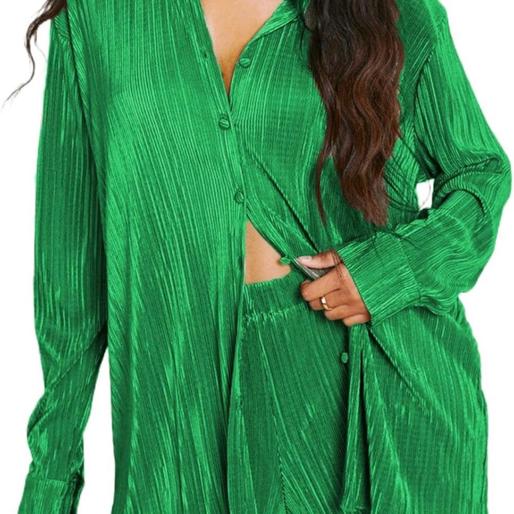 Green Satin Button-Front Women's Top